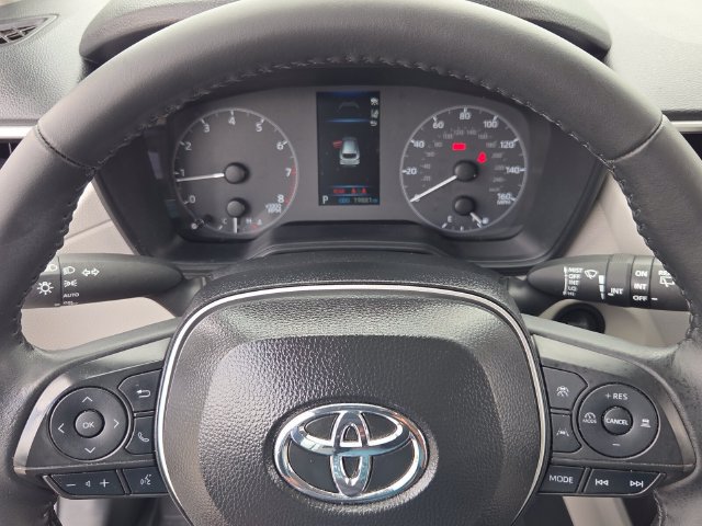 Used 2025 Toyota Corolla Cross LE FWD image 22