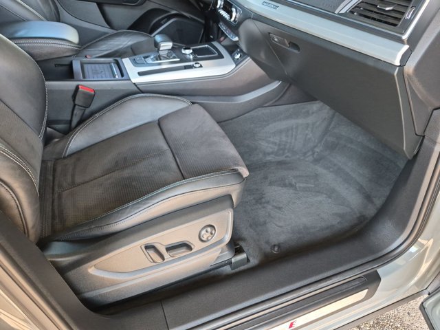 Used 2020 Audi SQ5 Premium Plus AWD/4WD image 23