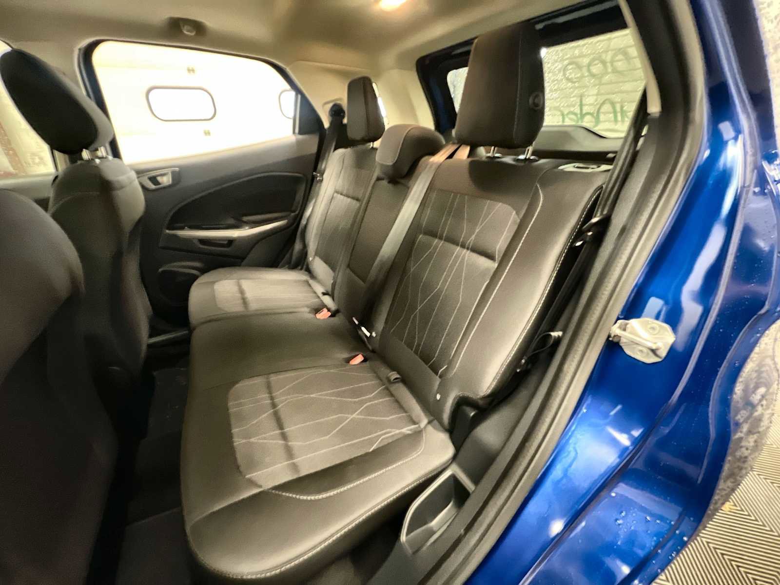 Used 2021 Ford EcoSport SE image 24