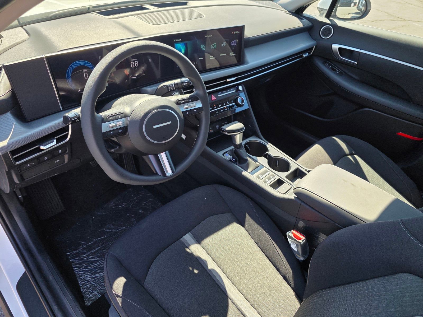 New 2025 Hyundai Sonata SE FWD image 17