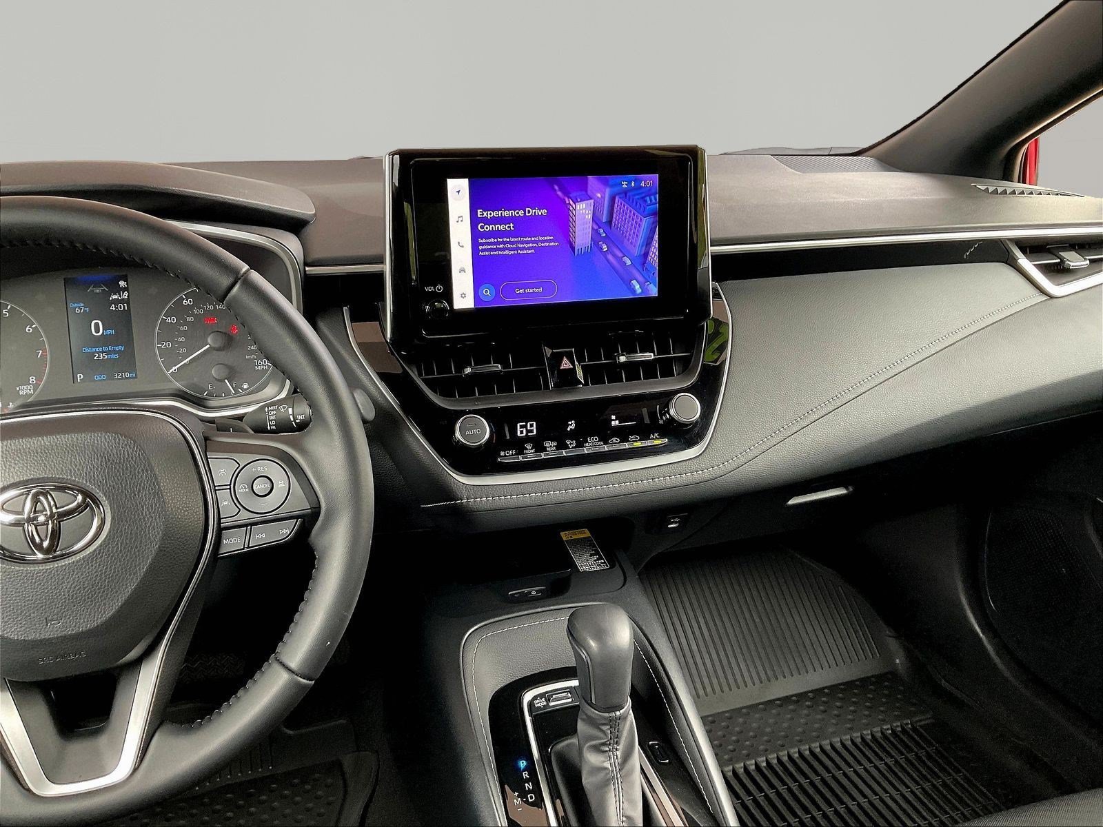 Used 2025 Toyota Corolla SE w/ SE Package FWD image 9