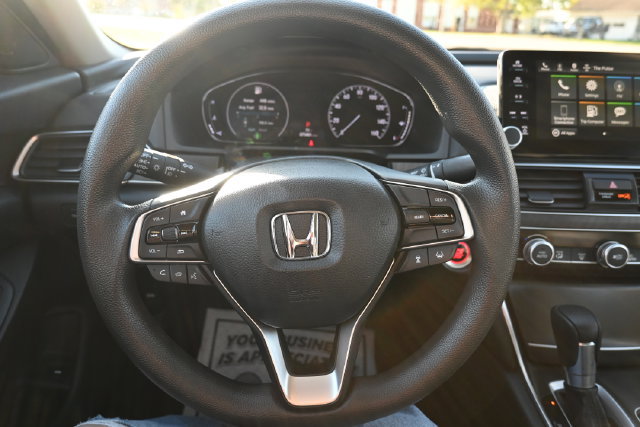 Used 2018 Honda Accord EX image 44