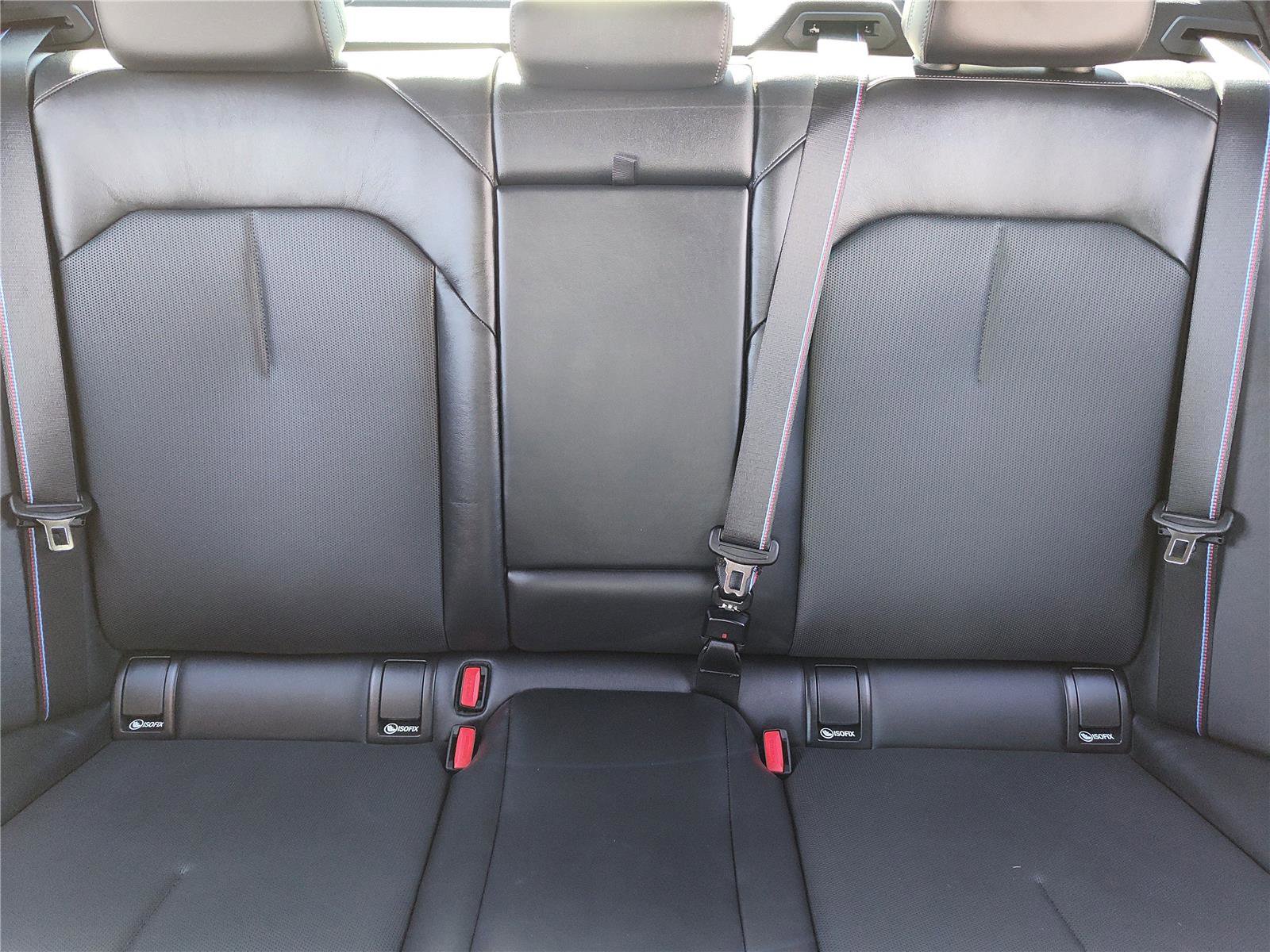 Certified 2025 BMW M5 w/ Carbon Package image 25