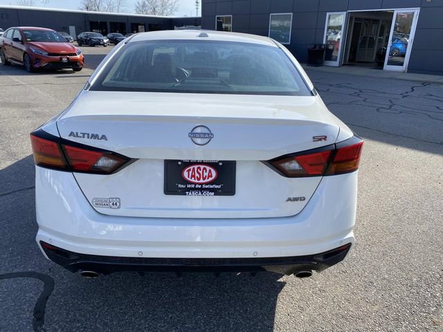 Used 2024 Nissan Altima 2.5 SR w/ SR Premium Package image 4