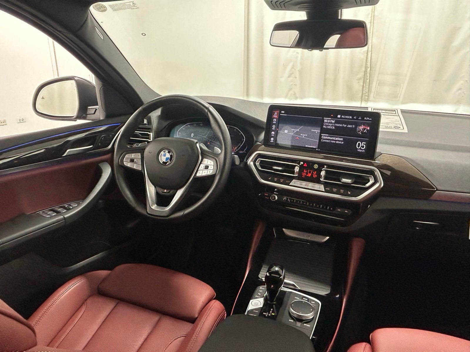 Used 2025 BMW X4 xDrive30i image 10