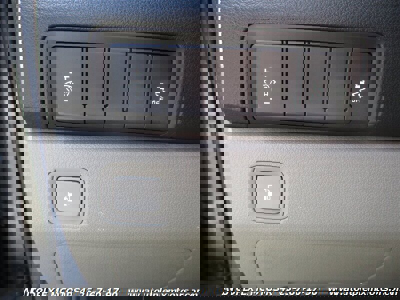 Used 2016 Kia Sedona LX w/ LX Essentials Premium Package image 30