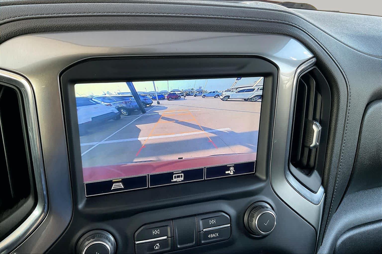 Used 2021 Chevrolet Silverado 1500 LT Trail Boss w/ Convenience Package II AWD/4WD image 26