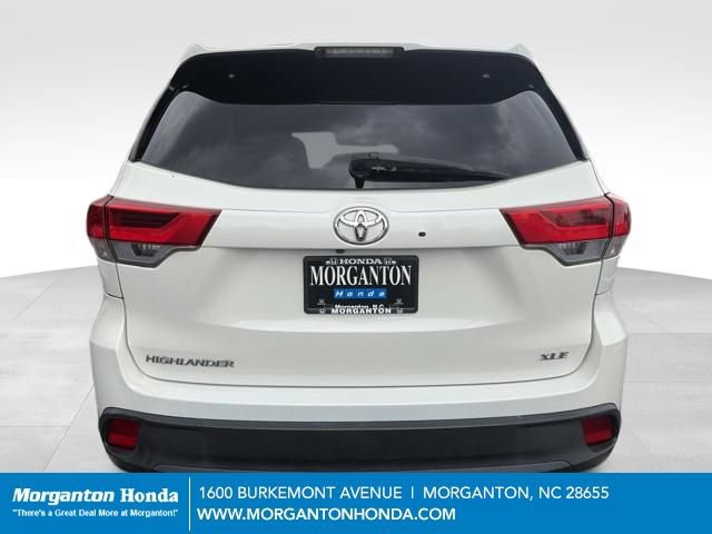 Used 2018 Toyota Highlander XLE FWD image 8
