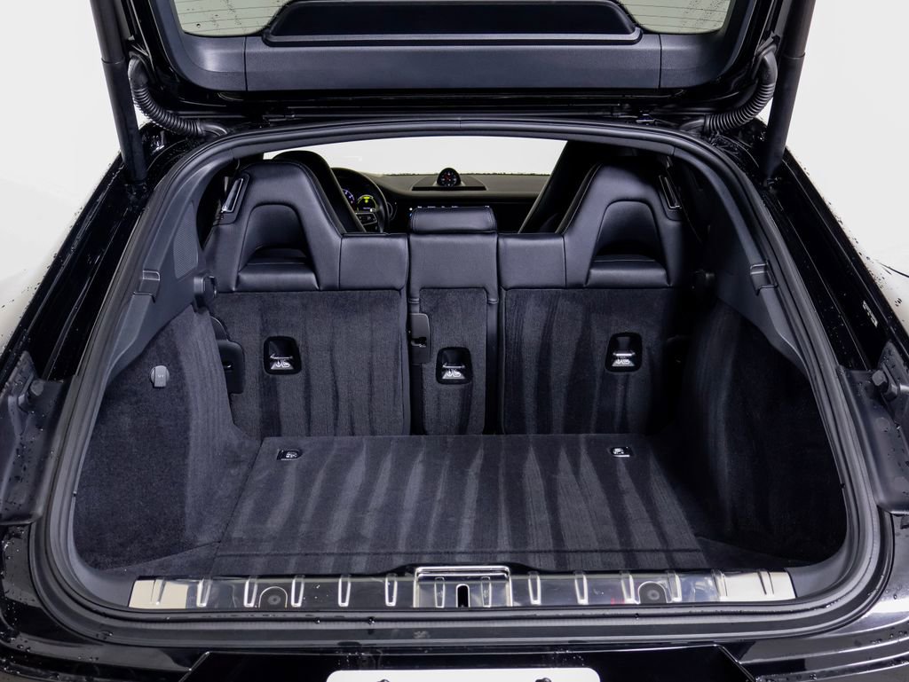 Certified 2023 Porsche Panamera 4 Platinum Edition w/ Assistance Package image 12