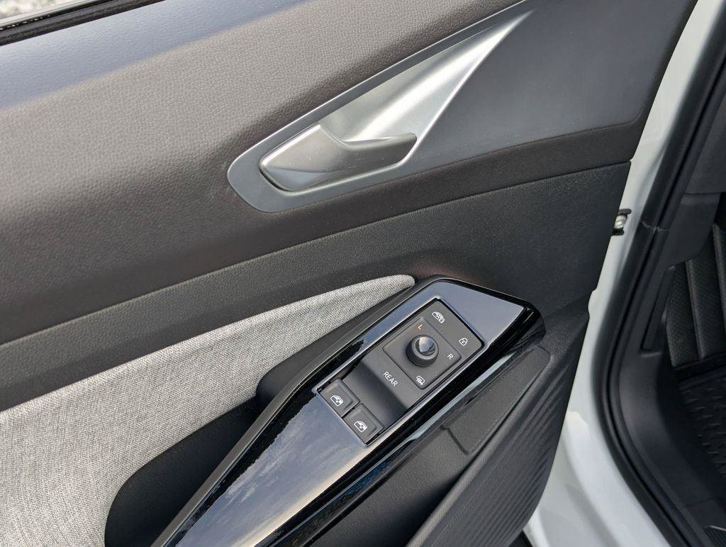 New 2026 Volkswagen ID.4 Pro AWD/4WD image 11