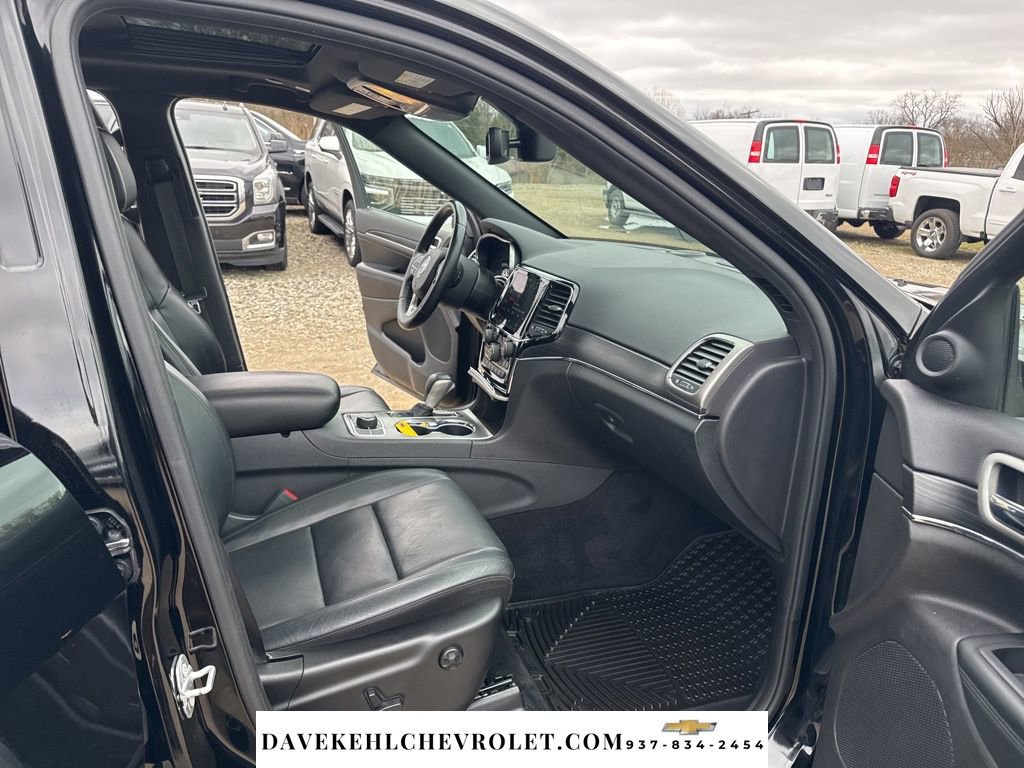 Used 2020 Jeep Grand Cherokee Limited w/ Luxury Group II image 24