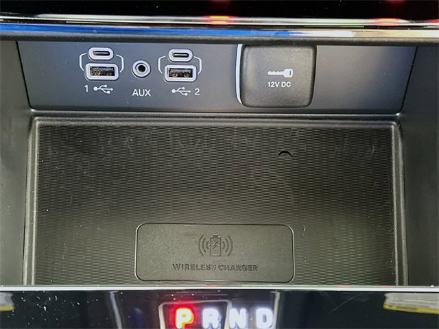 Used 2025 Jeep Grand Cherokee Limited w/ Luxury Tech Group II image 19