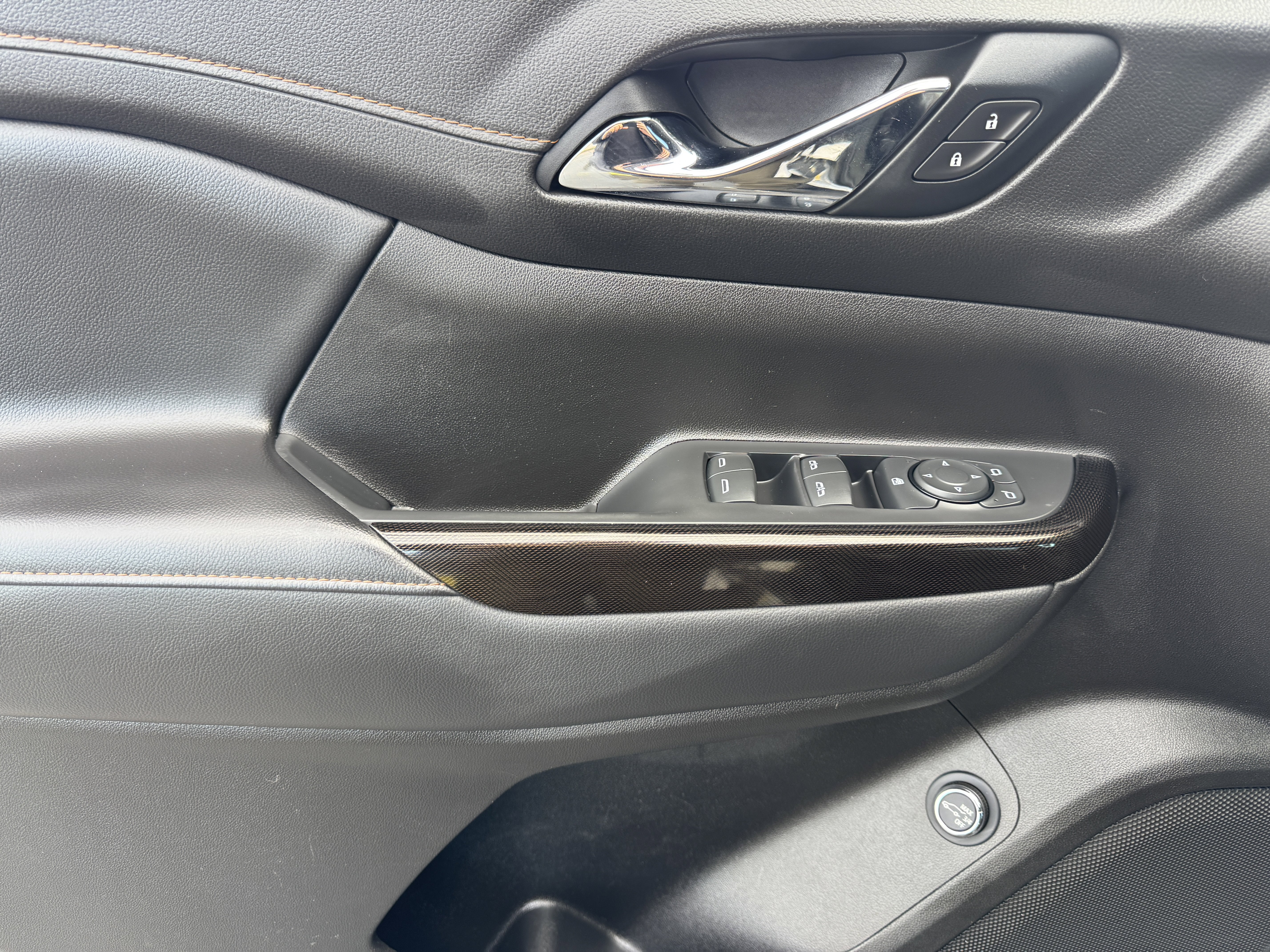 Certified 2021 GMC Acadia AT4 w/ Trailering Package image 11