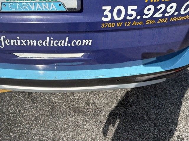 Used 2022 Kia Carnival LX image 12