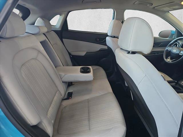 Used 2023 Hyundai Kona SEL AWD/4WD image 21