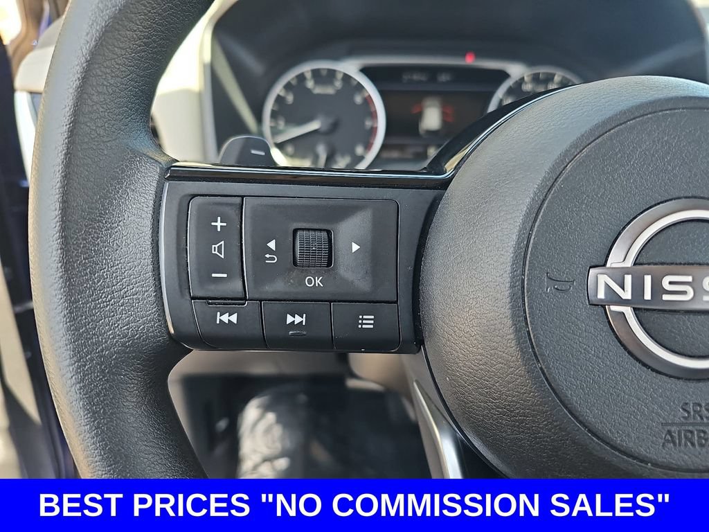 Used 2023 Nissan Rogue SV FWD image 16