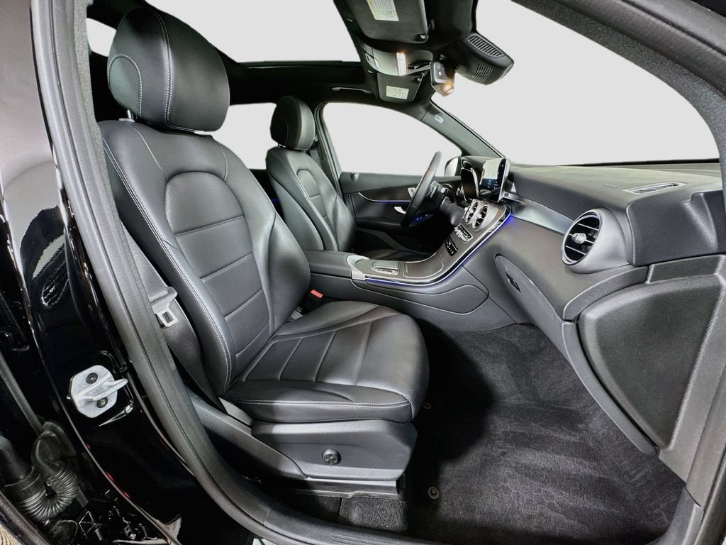 Used 2022 Mercedes-Benz GLC 300 4MATIC image 30
