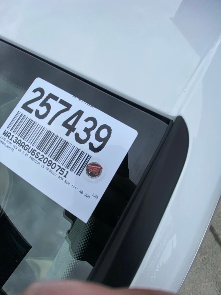 New 2025 Audi Q5 Prestige image 15