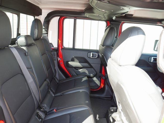 New 2025 Jeep Gladiator Sport image 24