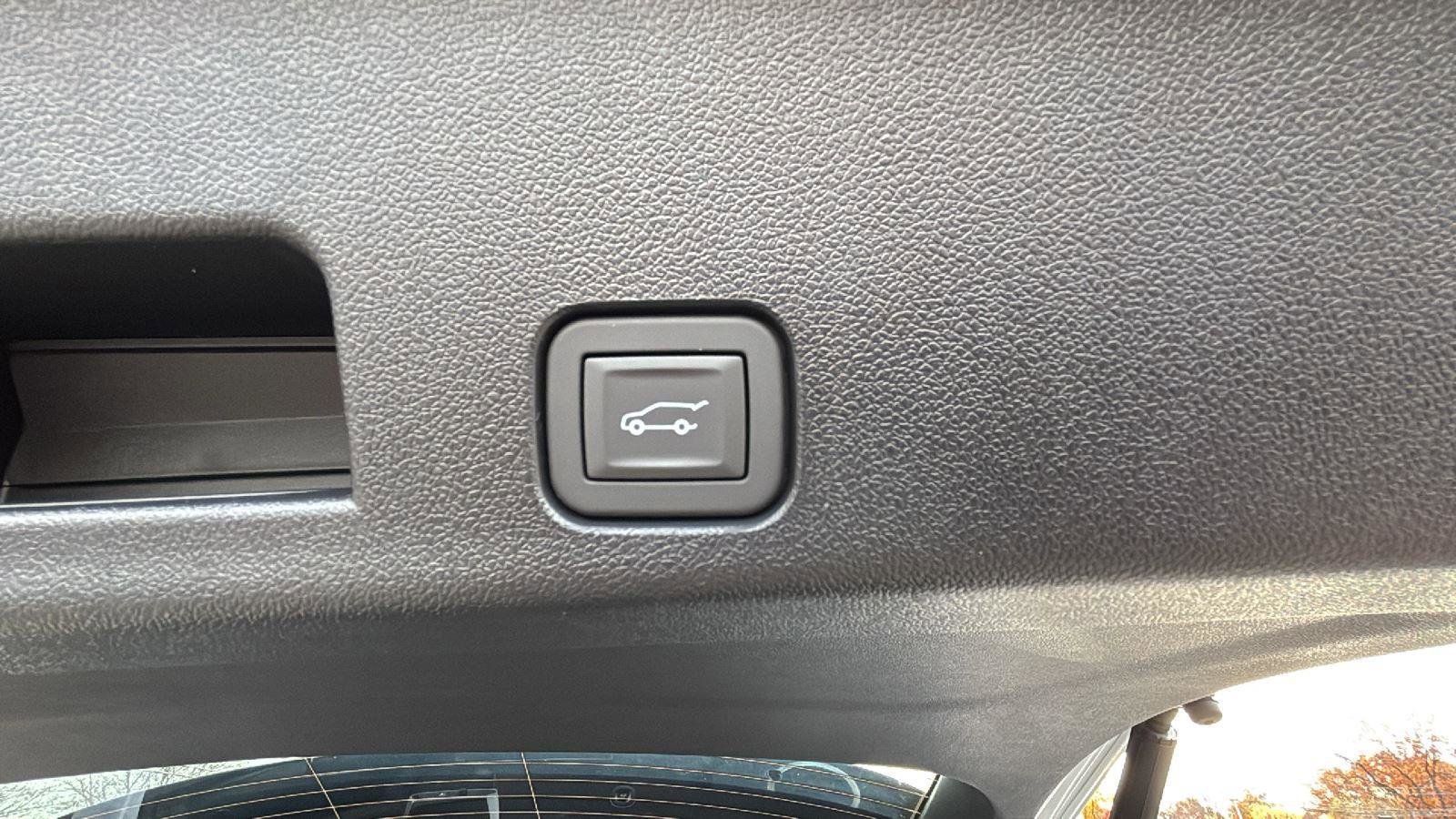 New 2026 GMC Acadia Elevation image 35