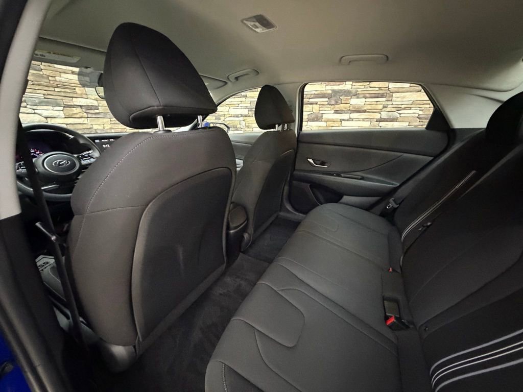 Certified 2023 Hyundai Elantra SEL image 25