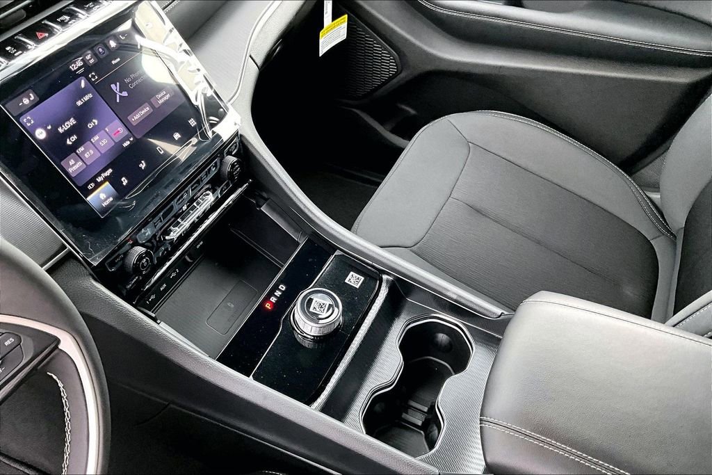 New 2026 Jeep Grand Cherokee L 4WD image 11