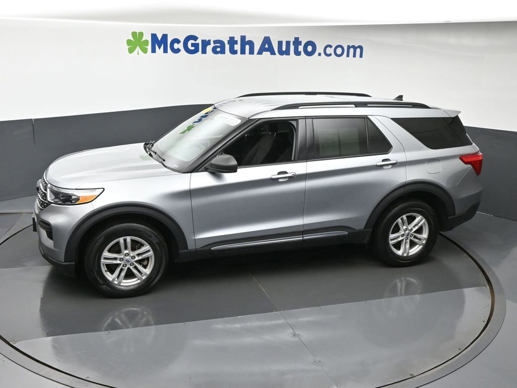 Used 2023 Ford Explorer XLT image 19