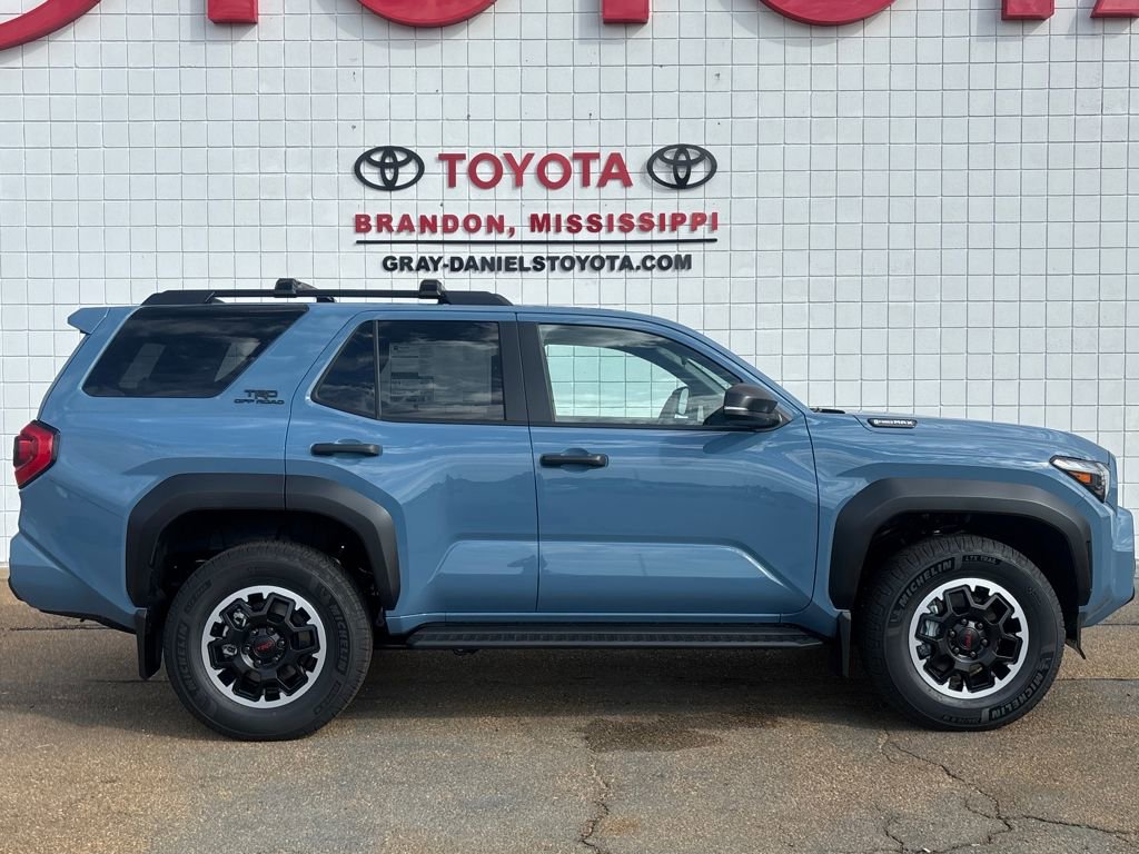 New 2025 Toyota 4Runner TRD Off-Road video 1