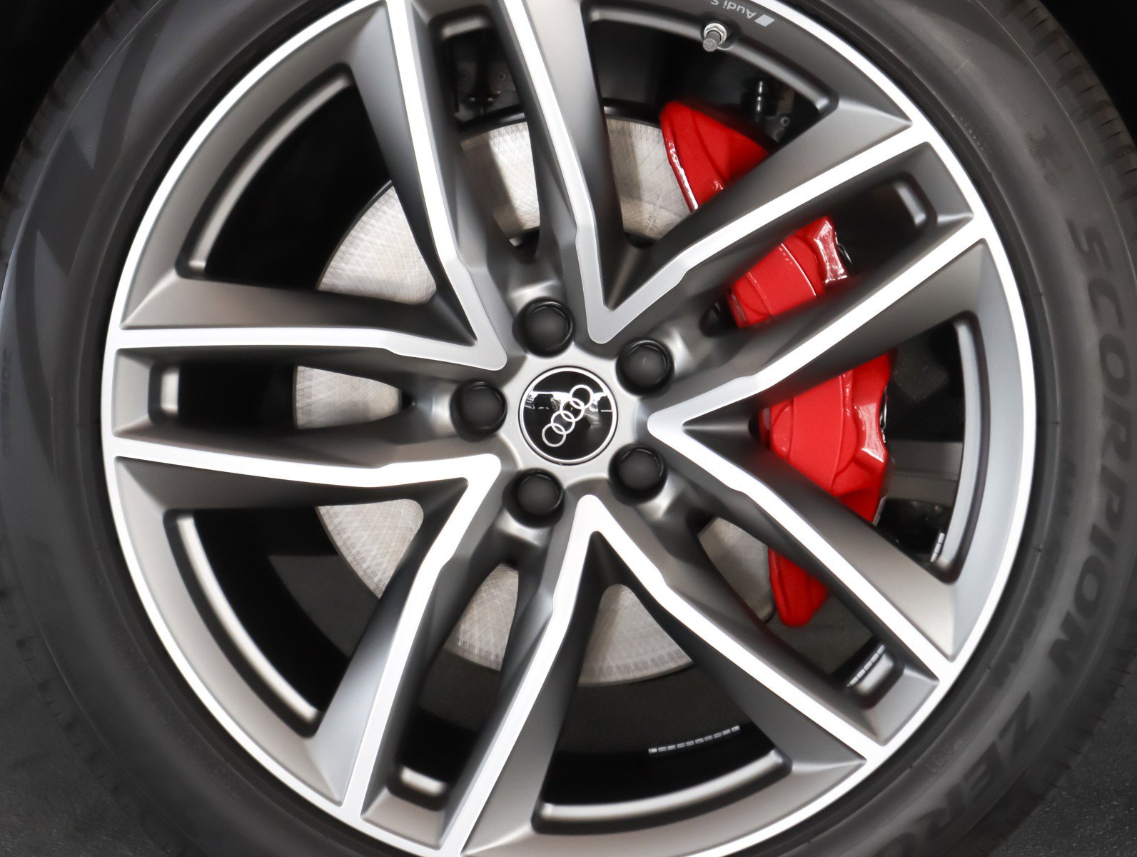 New 2026 Audi Q7 3.0T Prestige image 7