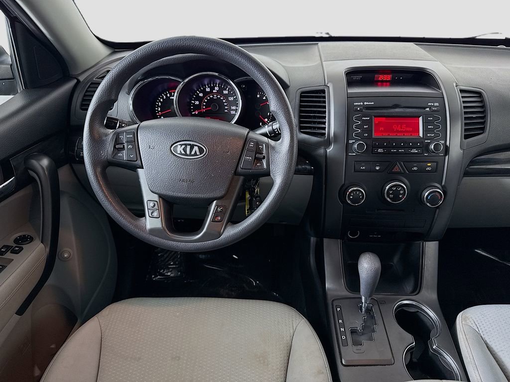 Used 2011 Kia Sorento LX image 19