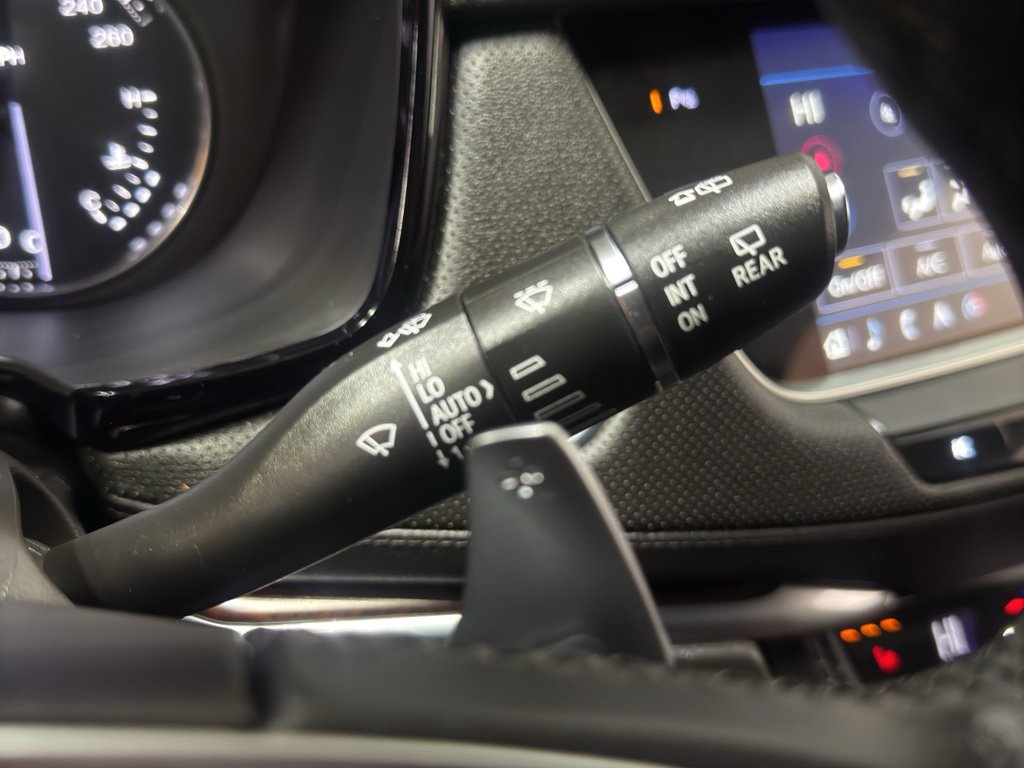 Used 2024 Cadillac XT5 Sportv image 27