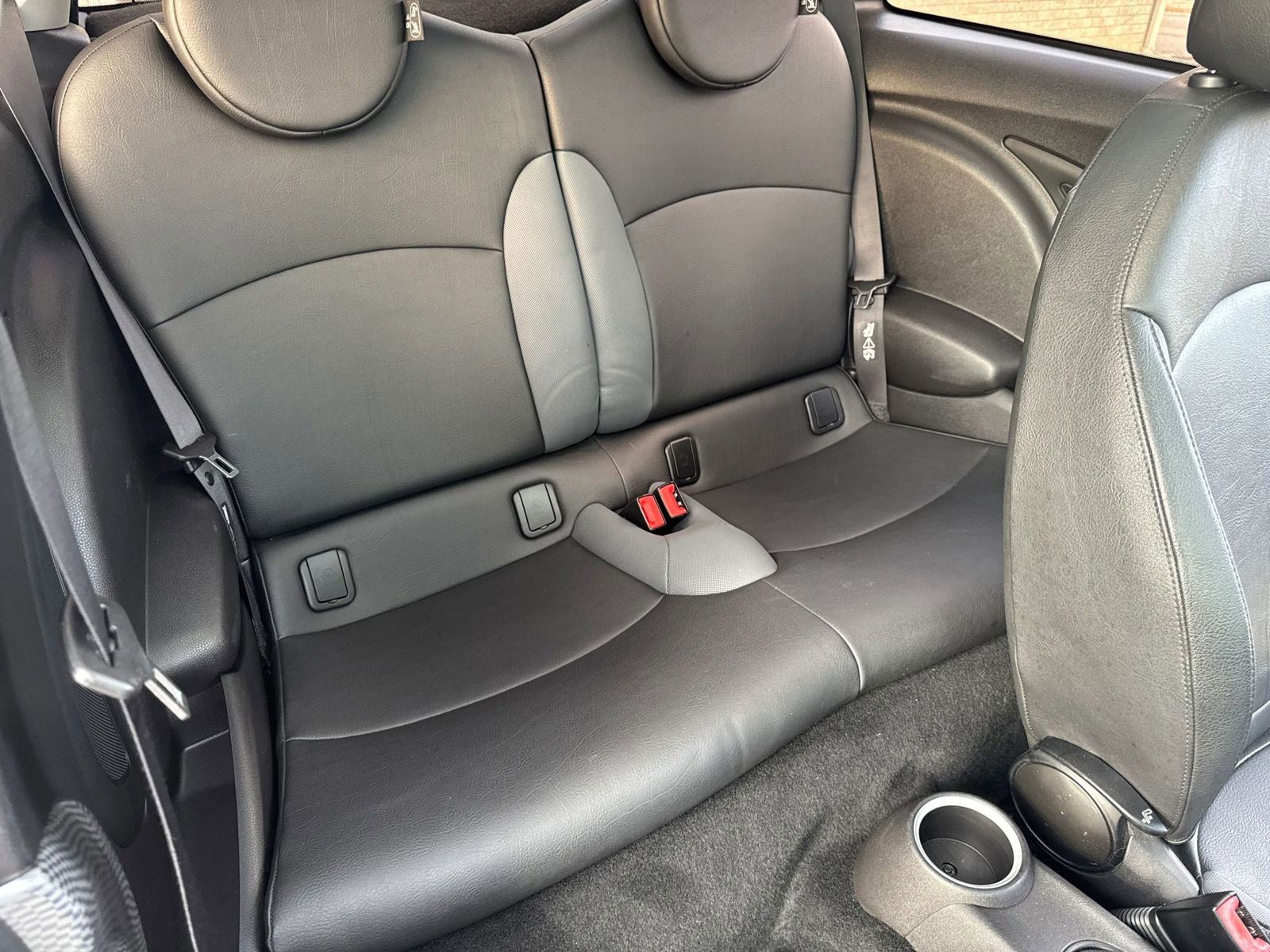 Used 2010 MINI Cooper S image 19