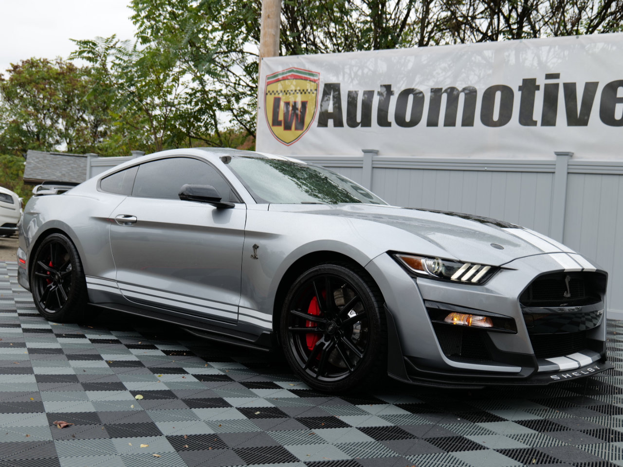 Used 2021 Ford Mustang Shelby GT500 w/ Technology Package video 2