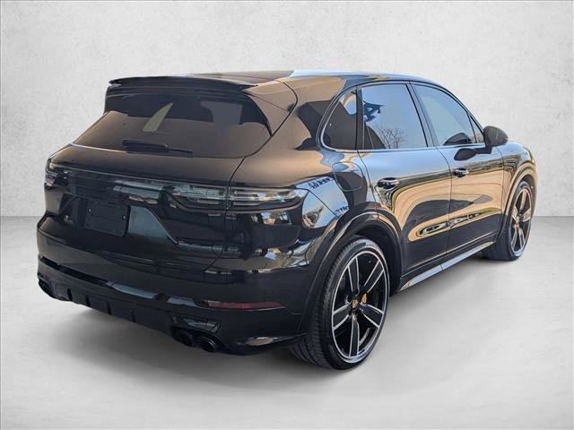 Used 2020 Porsche Cayenne Turbo S image 5