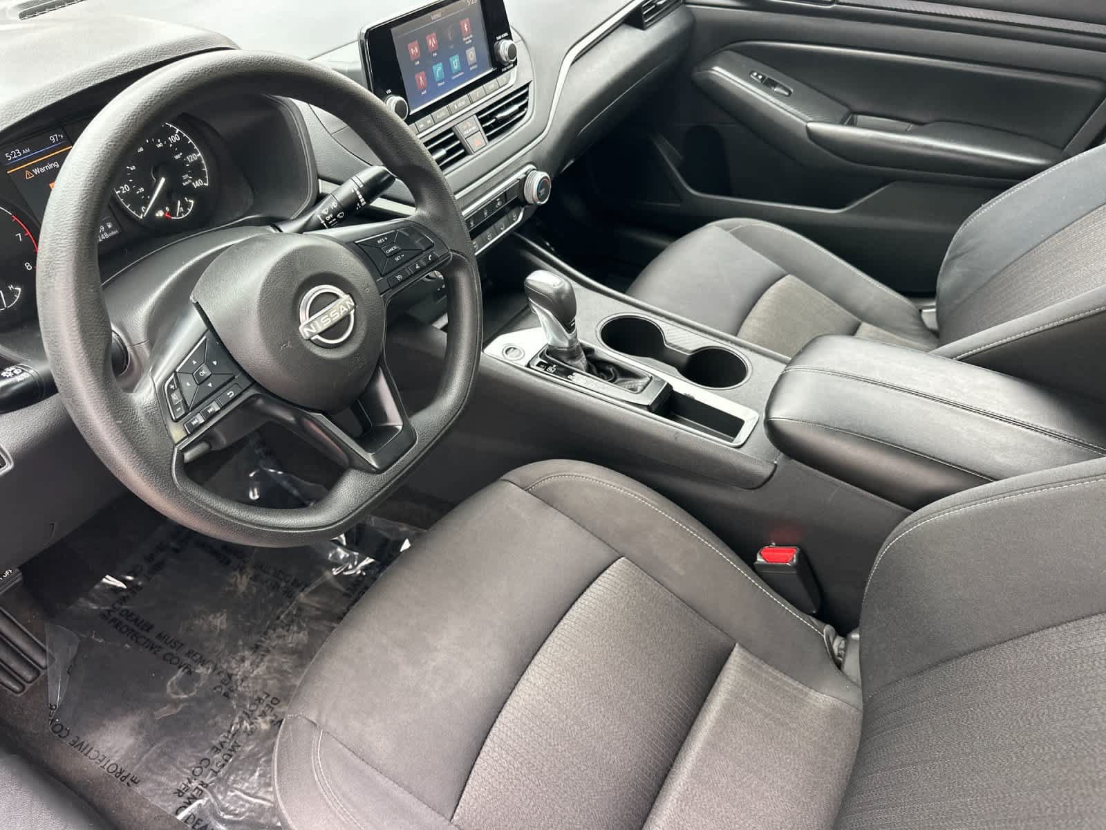 Used 2024 Nissan Altima 2.5 S FWD image 12