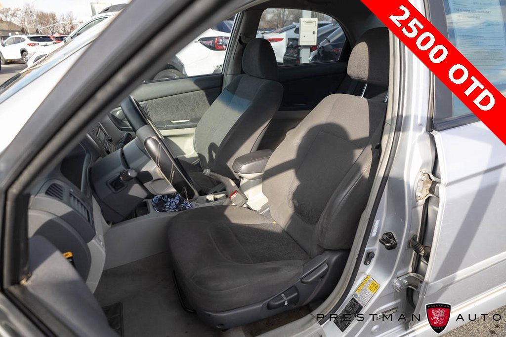 Used 2006 Kia Spectra SX image 10