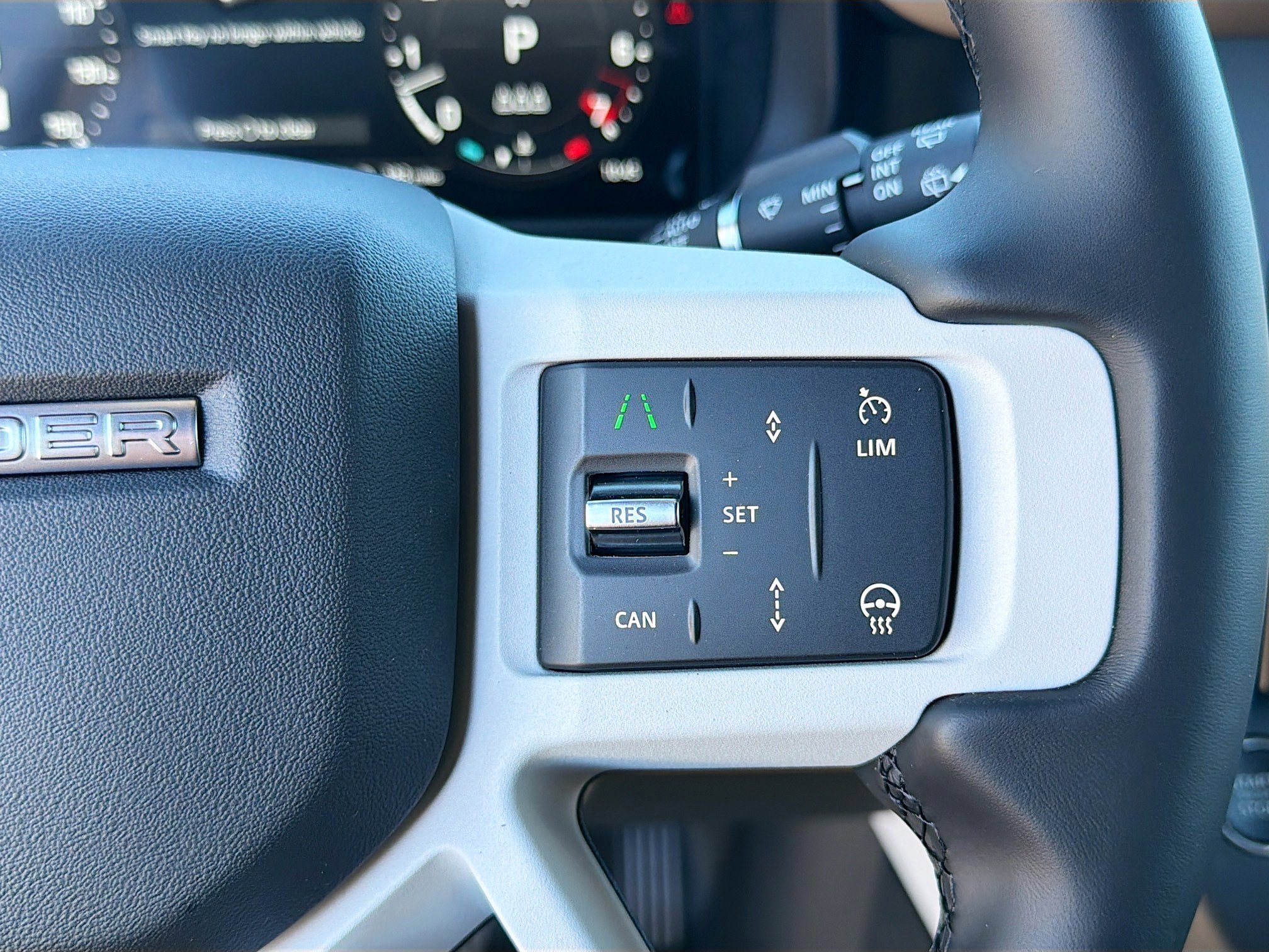 New 2026 Land Rover Defender 110 X-Dynamic SE image 37