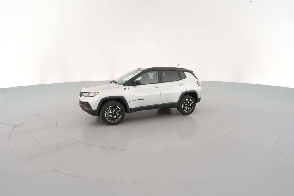 New 2026 Jeep Compass Trailhawk image 5