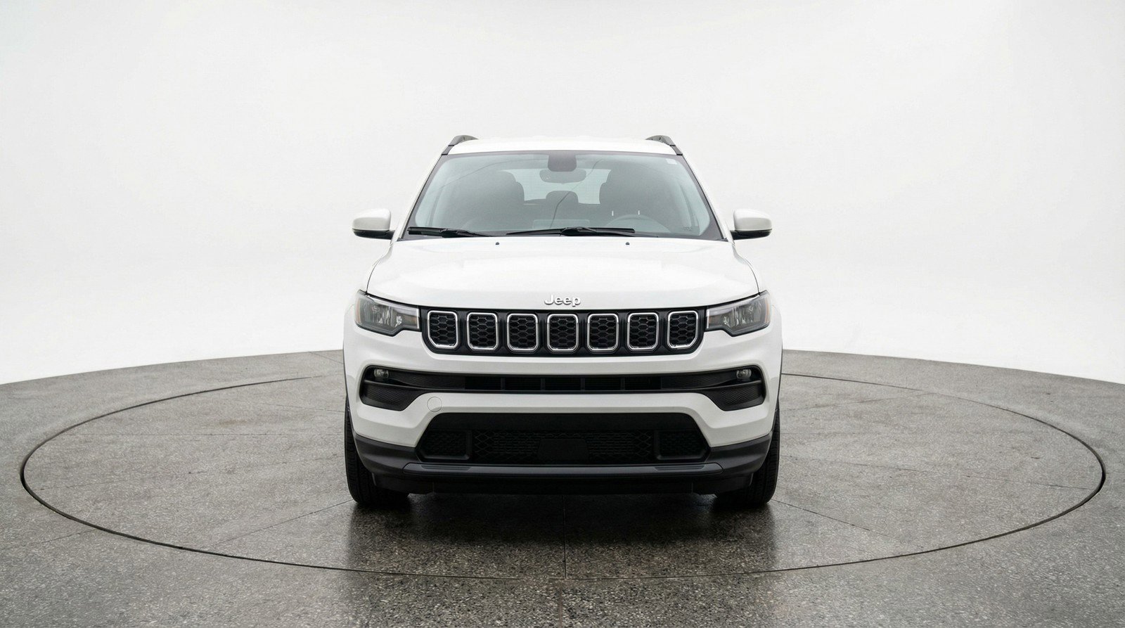 Used 2025 Jeep Compass Latitude image 2