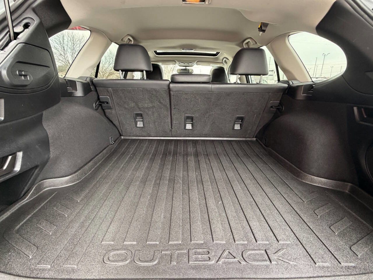 Used 2016 Subaru Outback 2.5i Limited image 14