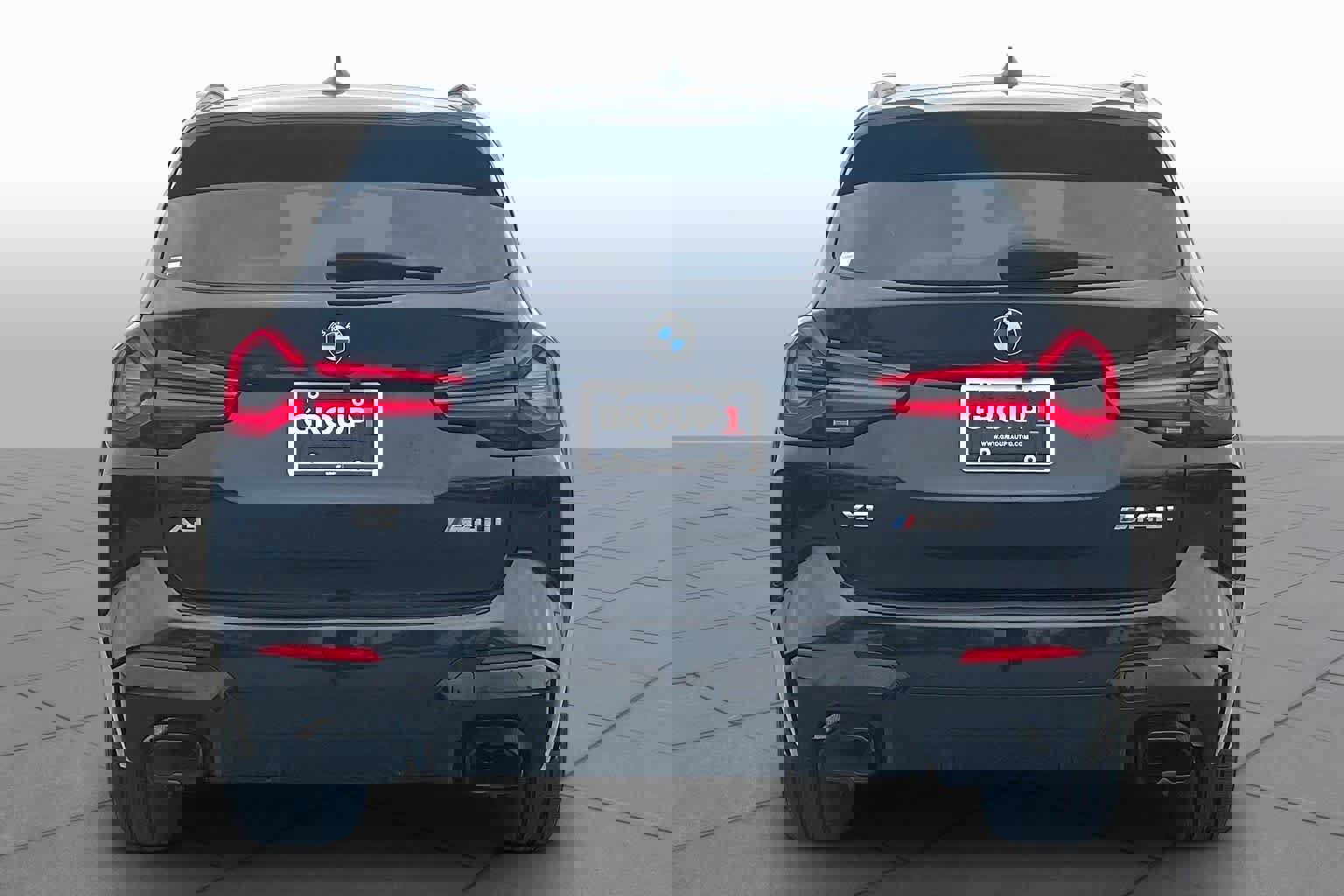 Used 2023 BMW X3 M40i w/ Shadowloine Package image 4