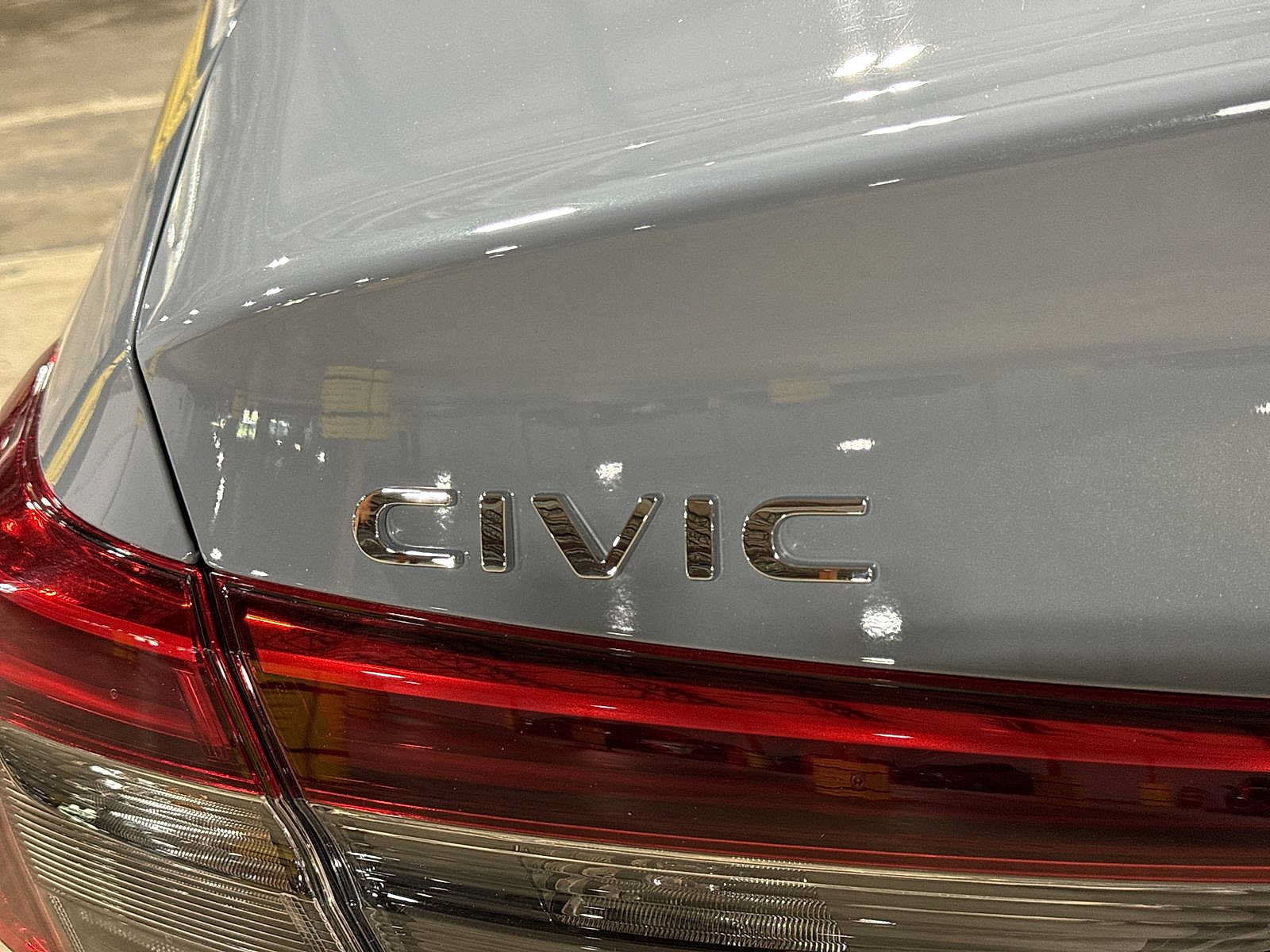 Used 2024 Honda Civic Touring image 27