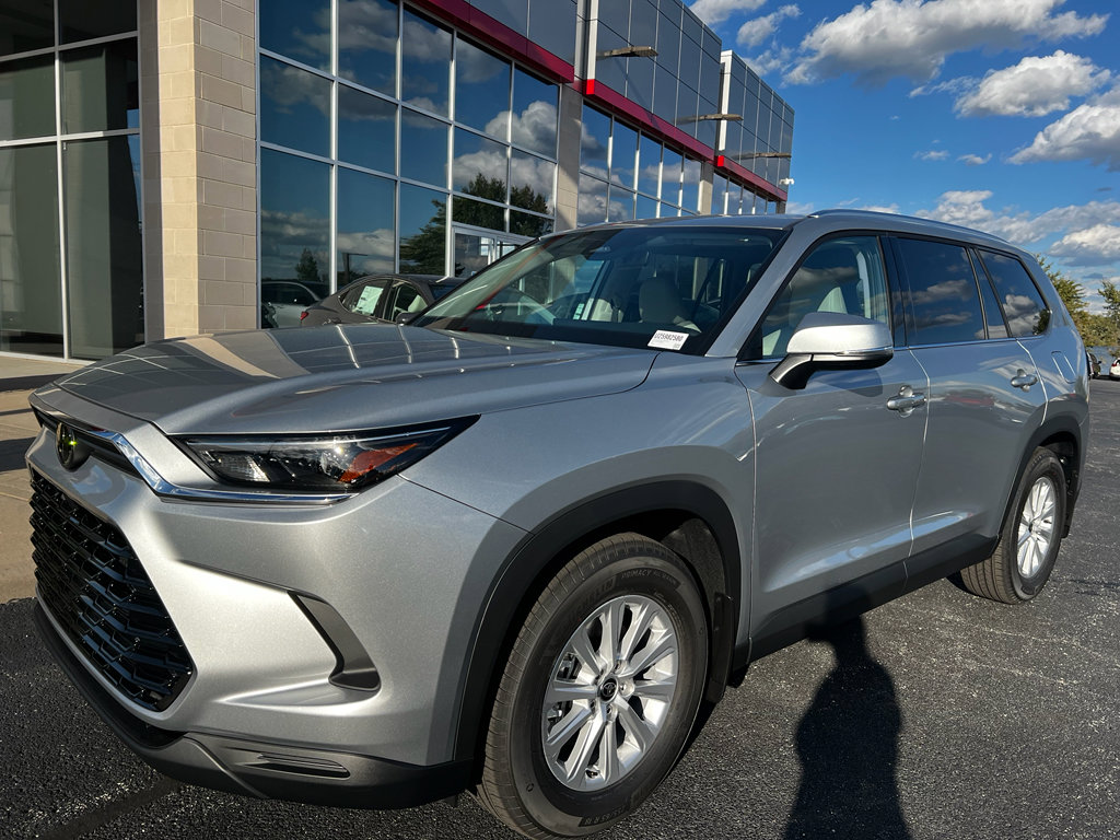 Certified 2026 Toyota Grand Highlander XLE image 5