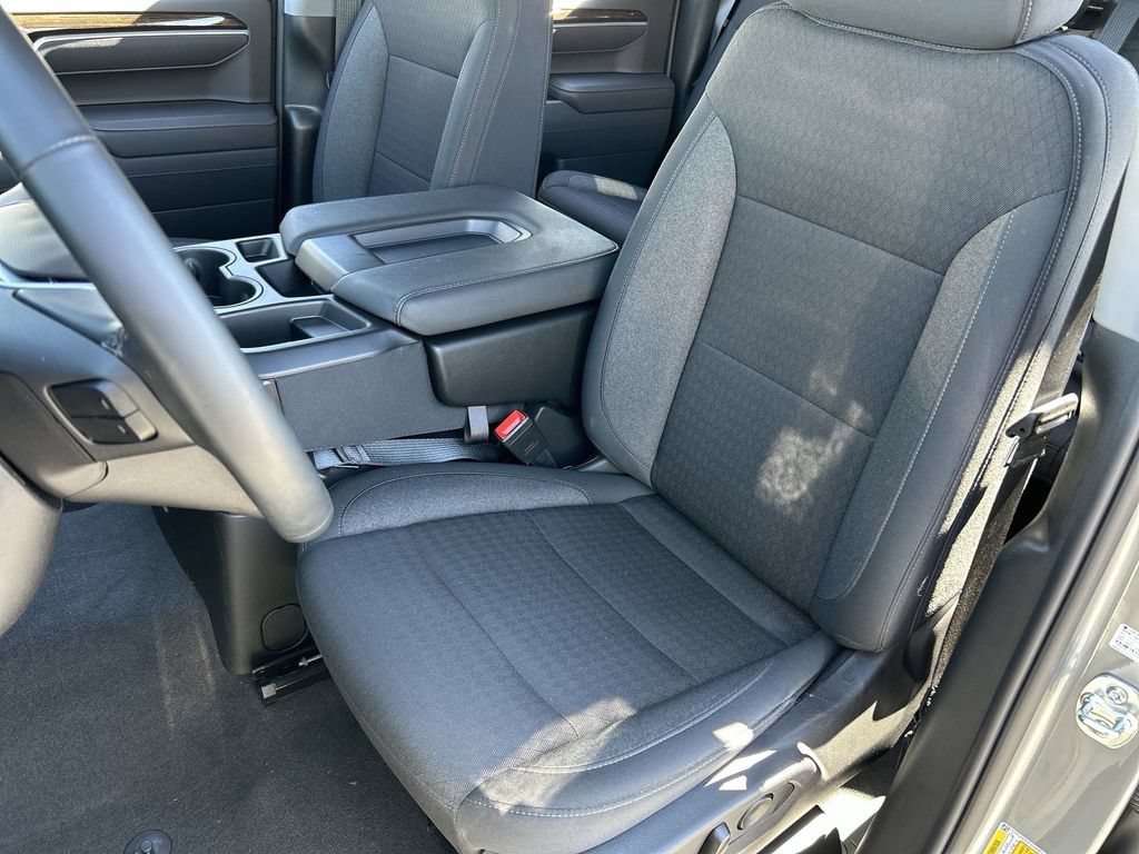 Used 2026 GMC Sierra 1500 Elevation w/ Elevation Select Package AWD/4WD image 19