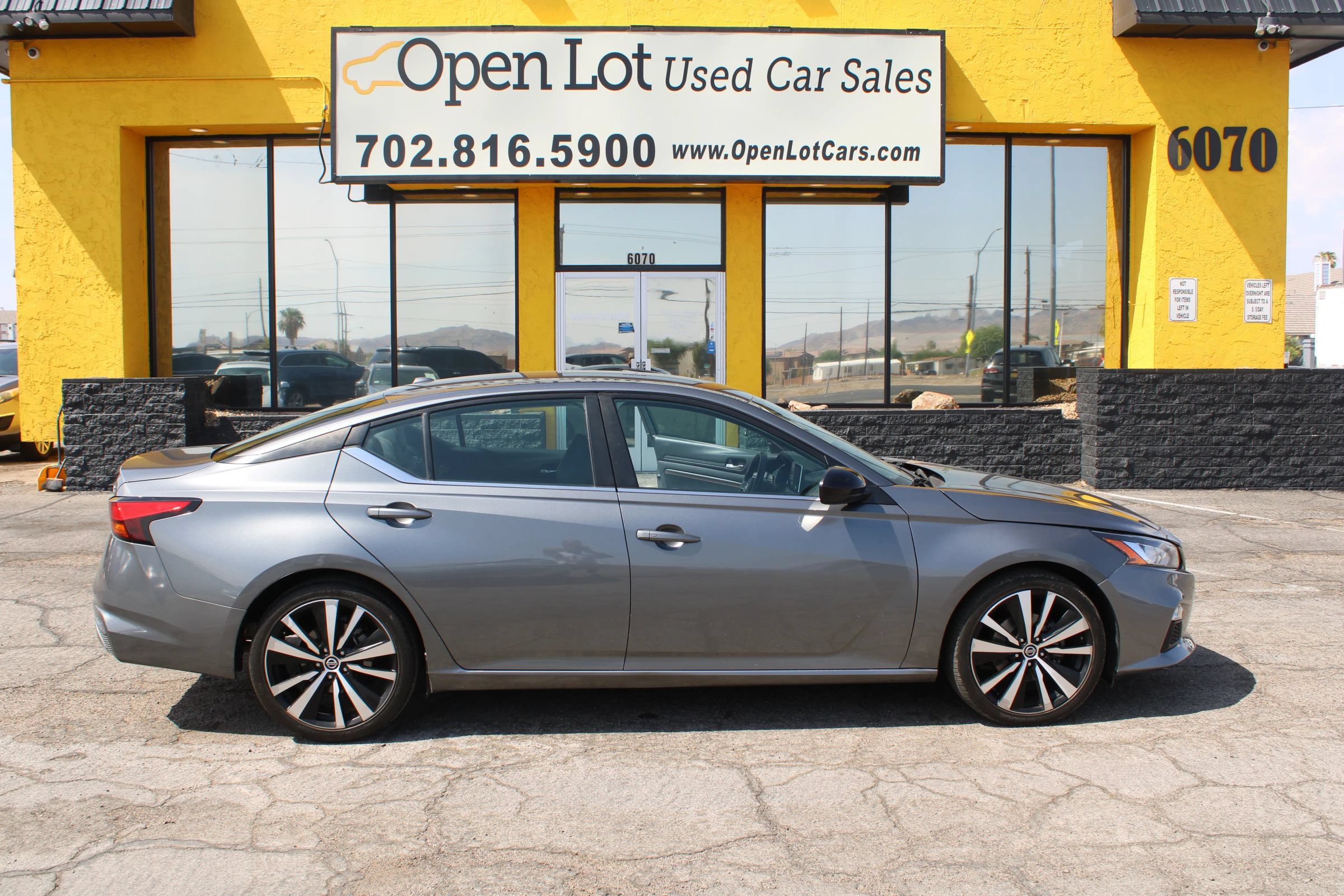 Used 2021 Nissan Altima 2.5 SR FWD image 4