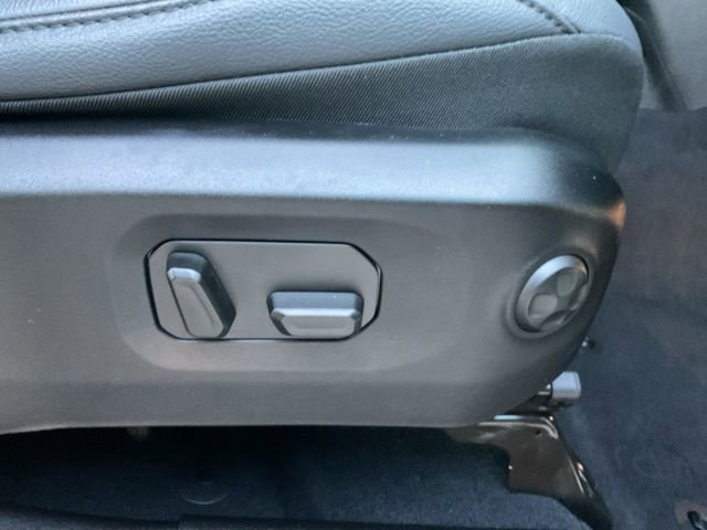 Used 2024 Jeep Wrangler Unlimited Sahara image 18