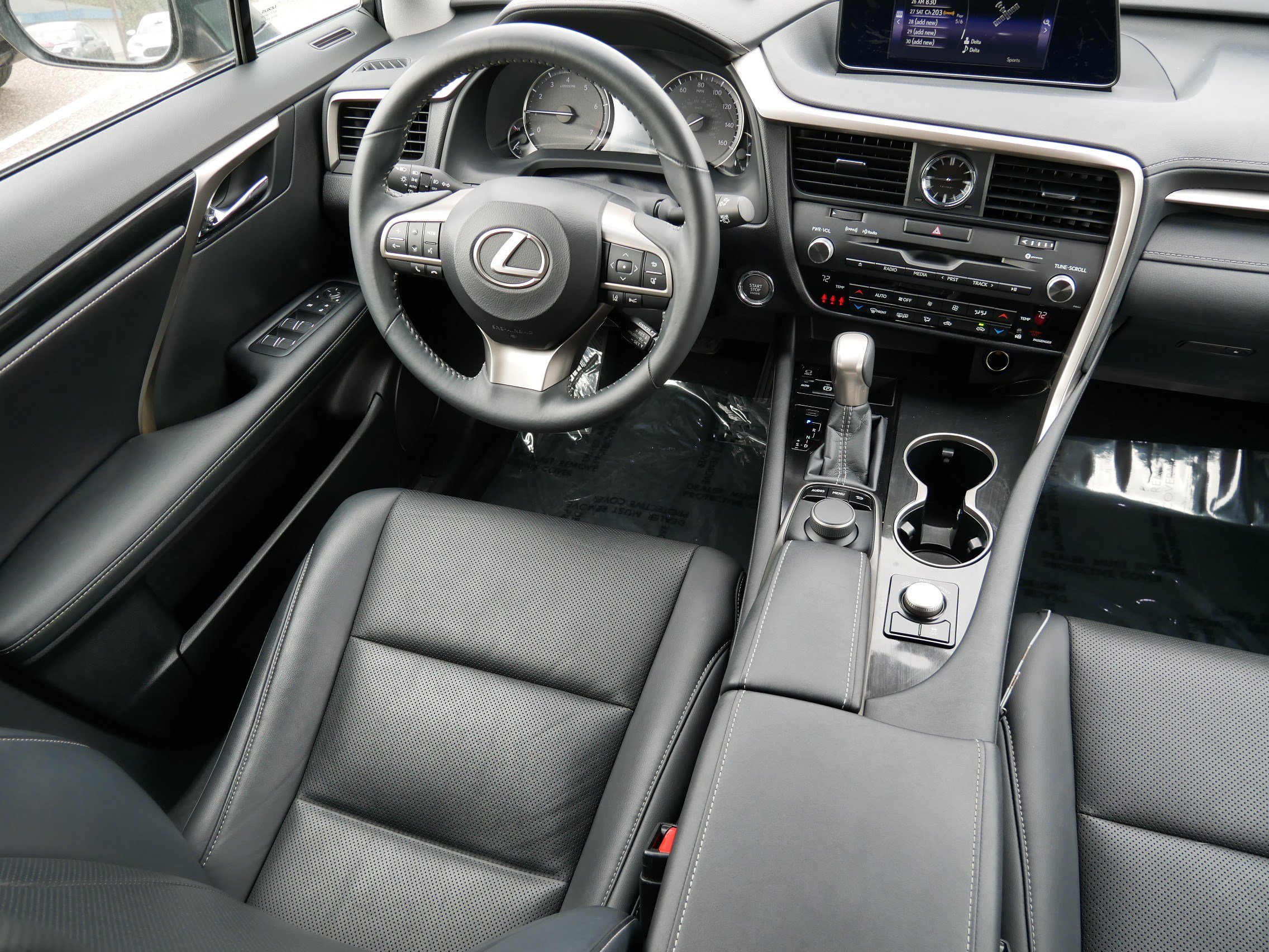 Used 2017 Lexus RX 350 FWD w/ Accessory Package image 9