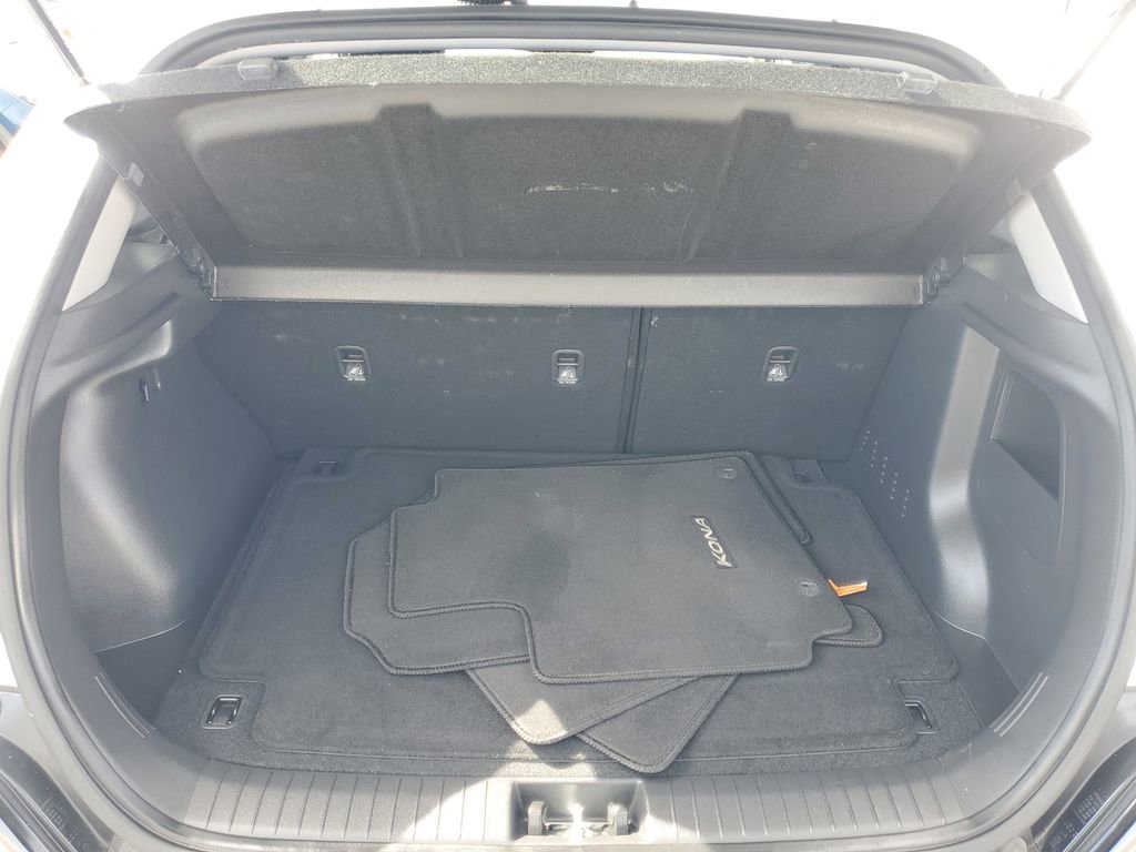 Used 2023 Hyundai Kona SEL w/ Convenience Package image 8