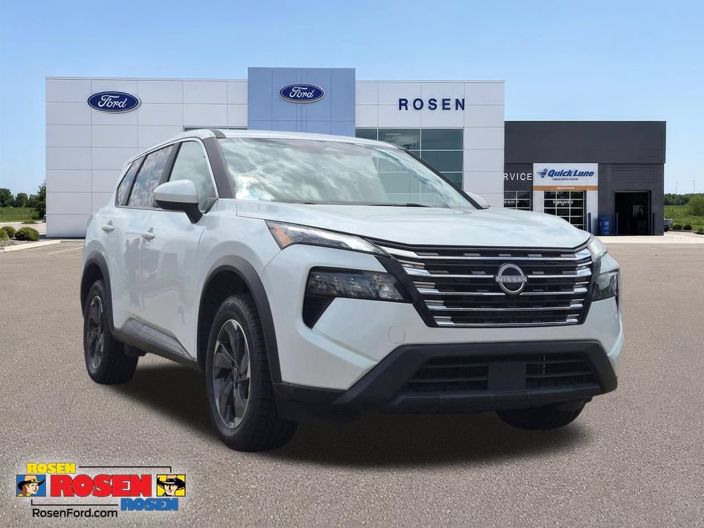 Used 2024 Nissan Rogue SV