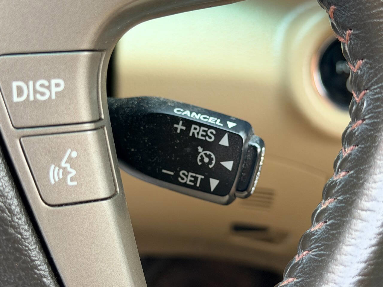Used 2009 Toyota Highlander Limited AWD/4WD image 33